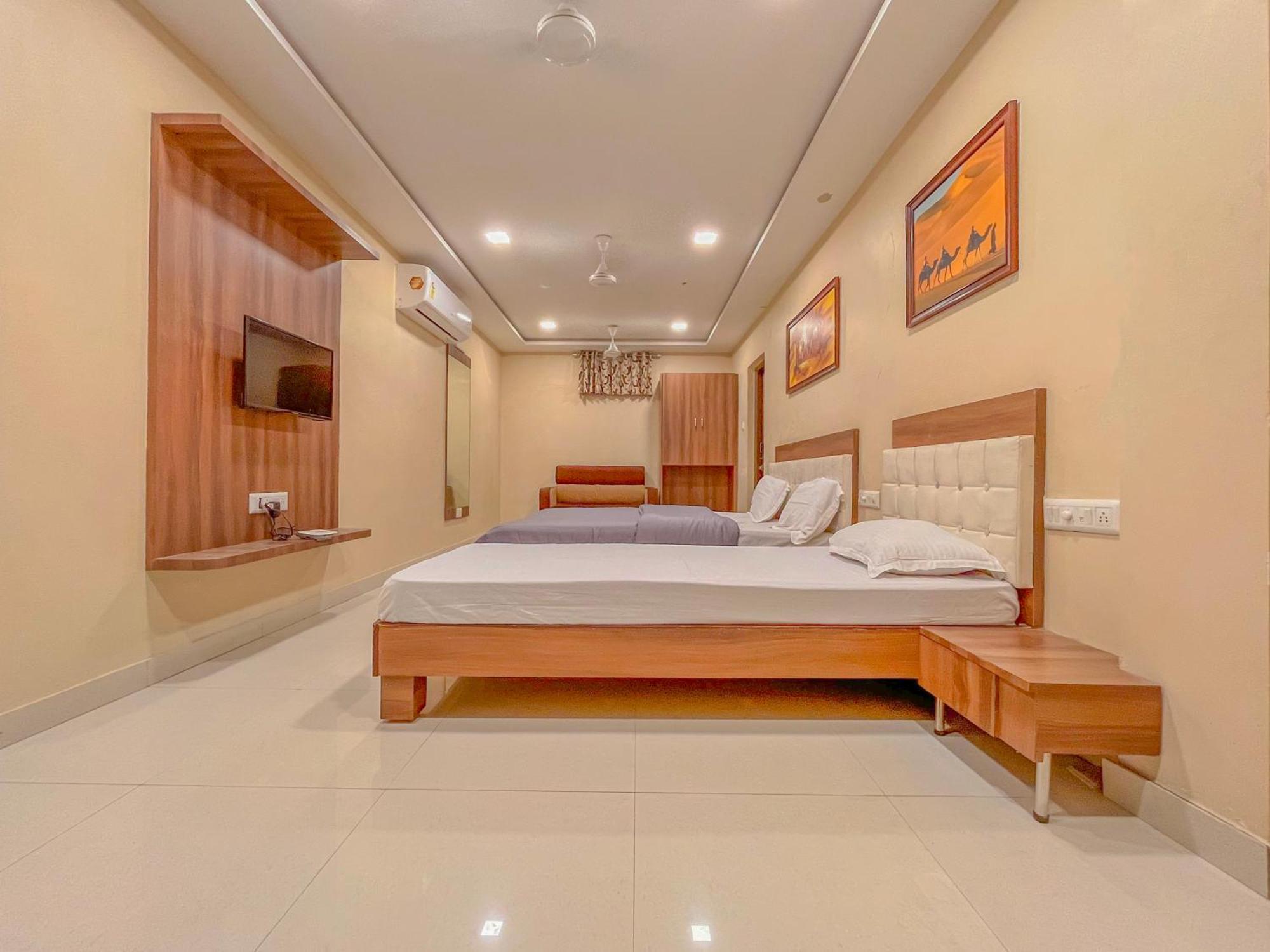 Stayguru Park View Residency 普杰 外观 照片