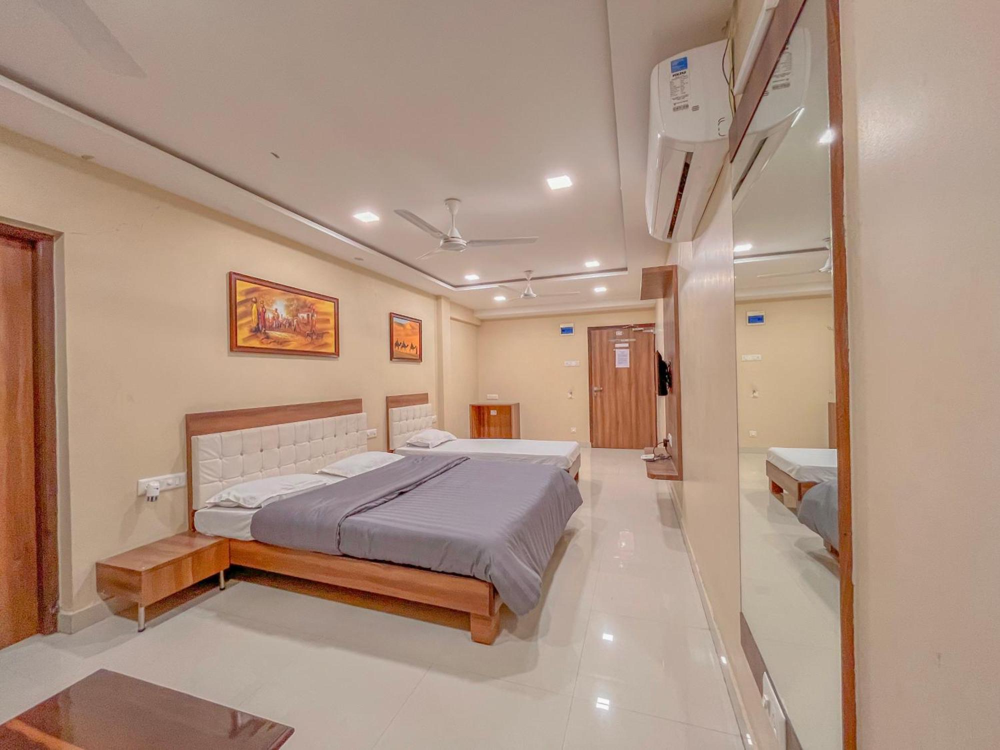 Stayguru Park View Residency 普杰 外观 照片