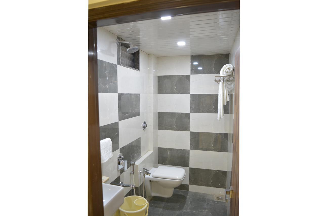 Stayguru Park View Residency 普杰 外观 照片